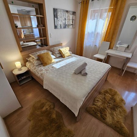 Studios Magnolia Trogir Exterior photo